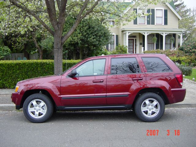 2007 Jeep Grand Cherokee Laredo