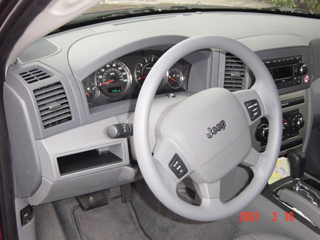 2007 Jeep Grand Cherokee Laredo
